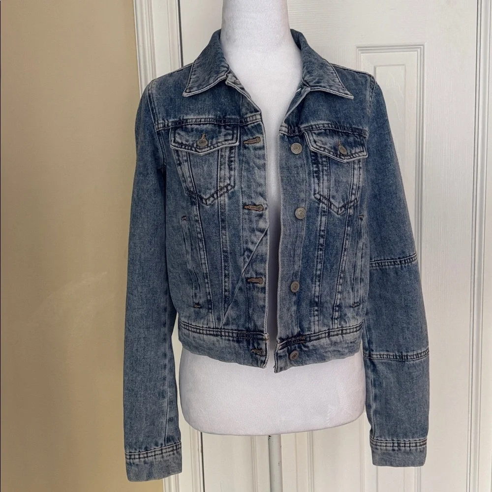 Free People X We The Free Rumors Denim Jacket in Light Indigo Size Small Flaw - Picture 2 of 11